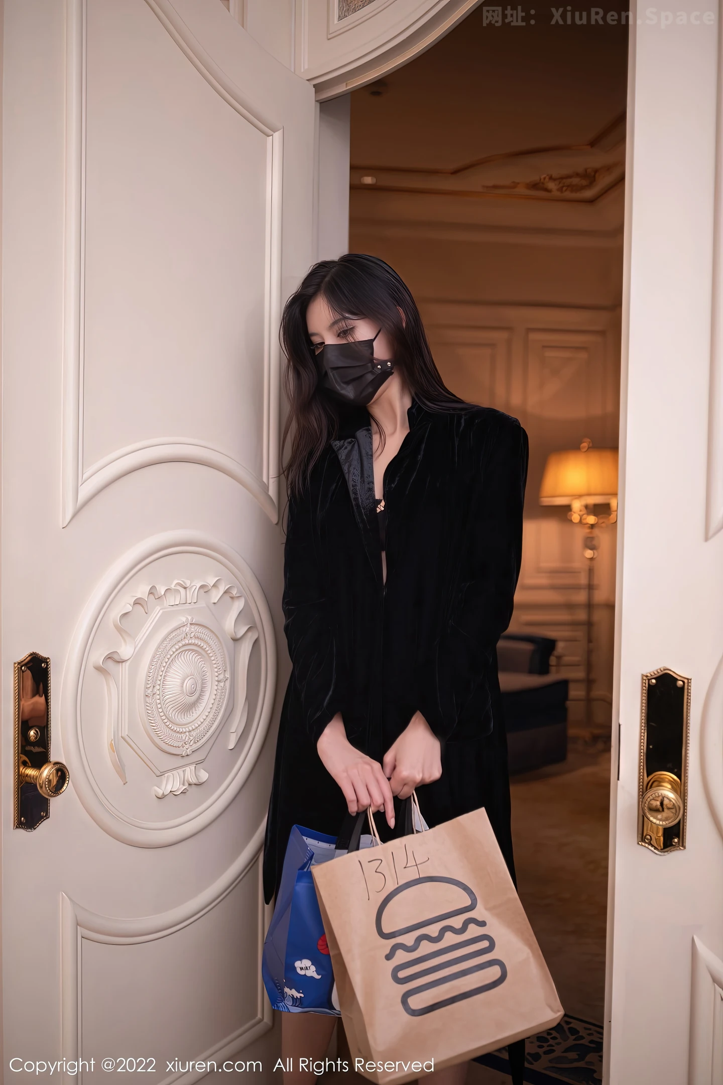 图片[2]-[XiuRen秀人网] VOL.5797 模特就是阿朱啊私房性感黑色带子情趣内衣秀绝美身姿诱惑写真81P-秀人网官方网站